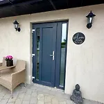 Дом отдыха Country Haven Comfy & Sleek House Monasterevin