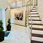 Дом отдыха Country Haven Comfy & Sleek House Monasterevin