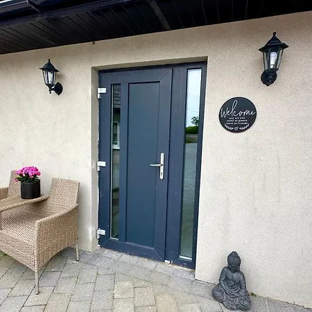 Σπίτι διακοπών Country Haven Comfy & Sleek House Monasterevin