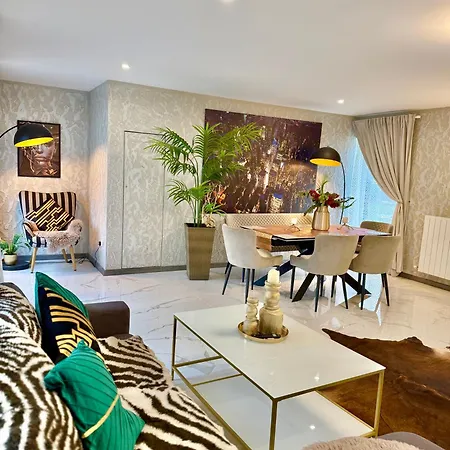 Holiday home Country Haven Comfy & Sleek House