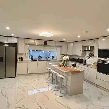 Country Haven Comfy & Sleek House * Monasterevin