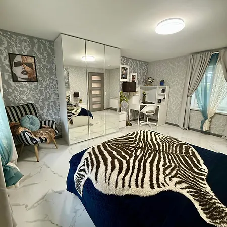 Country Haven Comfy & Sleek House 度假居 *