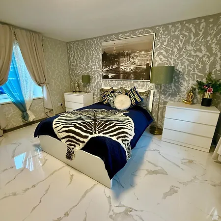 Holiday home Country Haven Comfy & Sleek House *