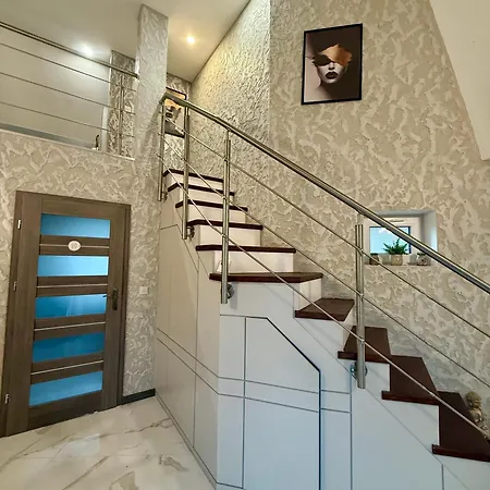 Holiday home Country Haven Comfy & Sleek House