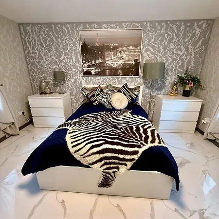 Country Haven Comfy & Sleek House *